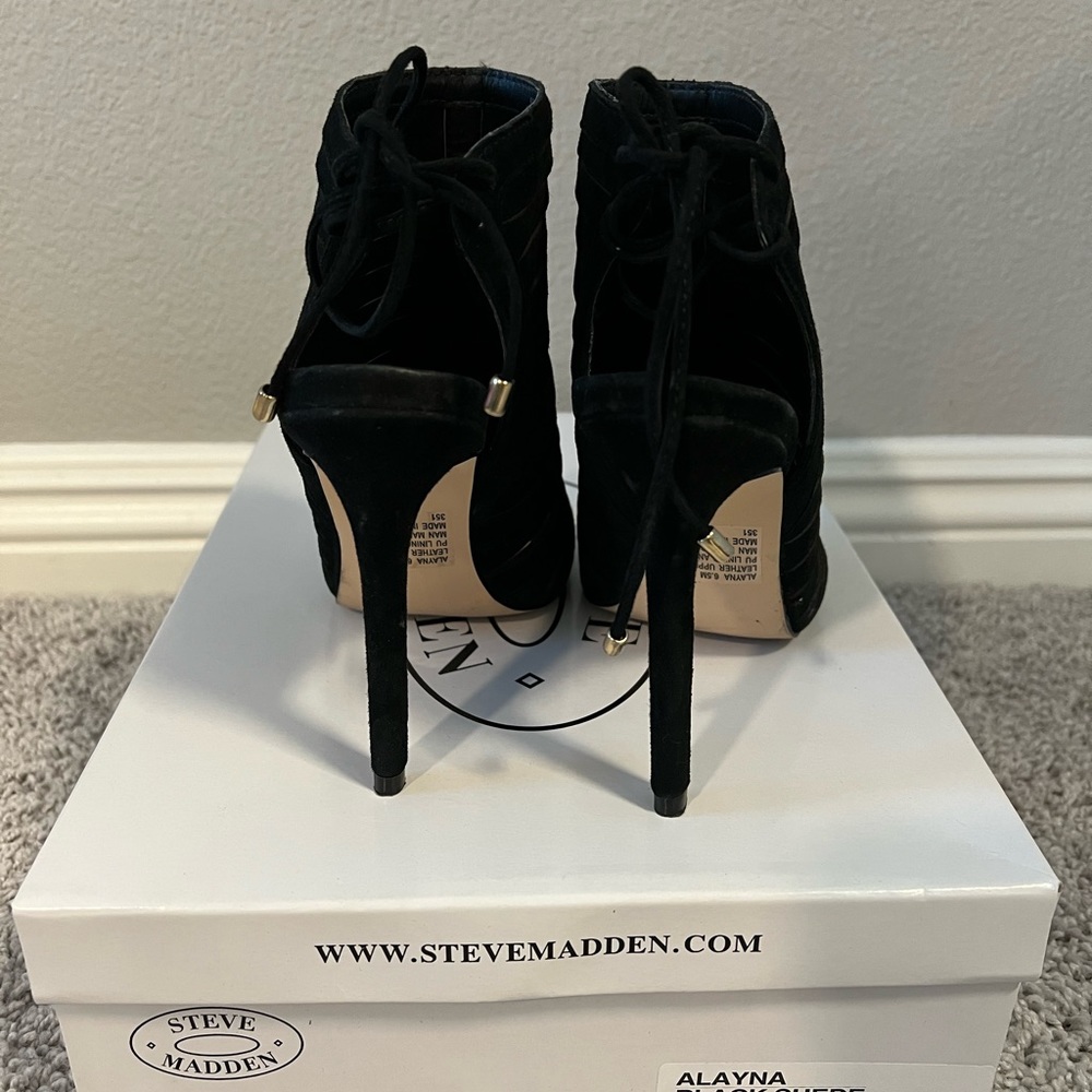 Steve Madden Black Heels size 6.5 - Picture 8 of 9